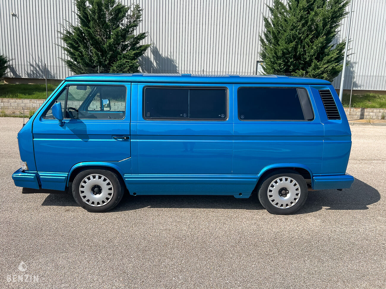 Volkswagen T3 Caravelle Carat - 1989 - Benzin.fr occasion à vendre se vende for sale te koop zu verkaufen Volkswagen T3 Caravelle Carat - 1989 - Benzin.fr occasion à vendre se vende for sale te koop zu verkaufen