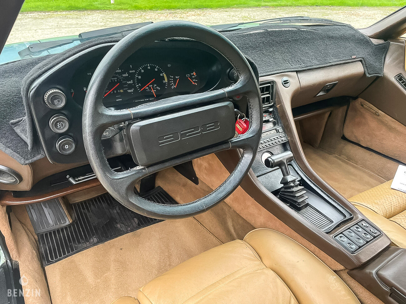 Porsche 928 - 1982 - Benzin.fr occasion à vendre se vende for sale te koop zu verkaufen Porsche 928 - 1982 - Benzin.fr occasion à vendre se vende for sale te koop zu verkaufen