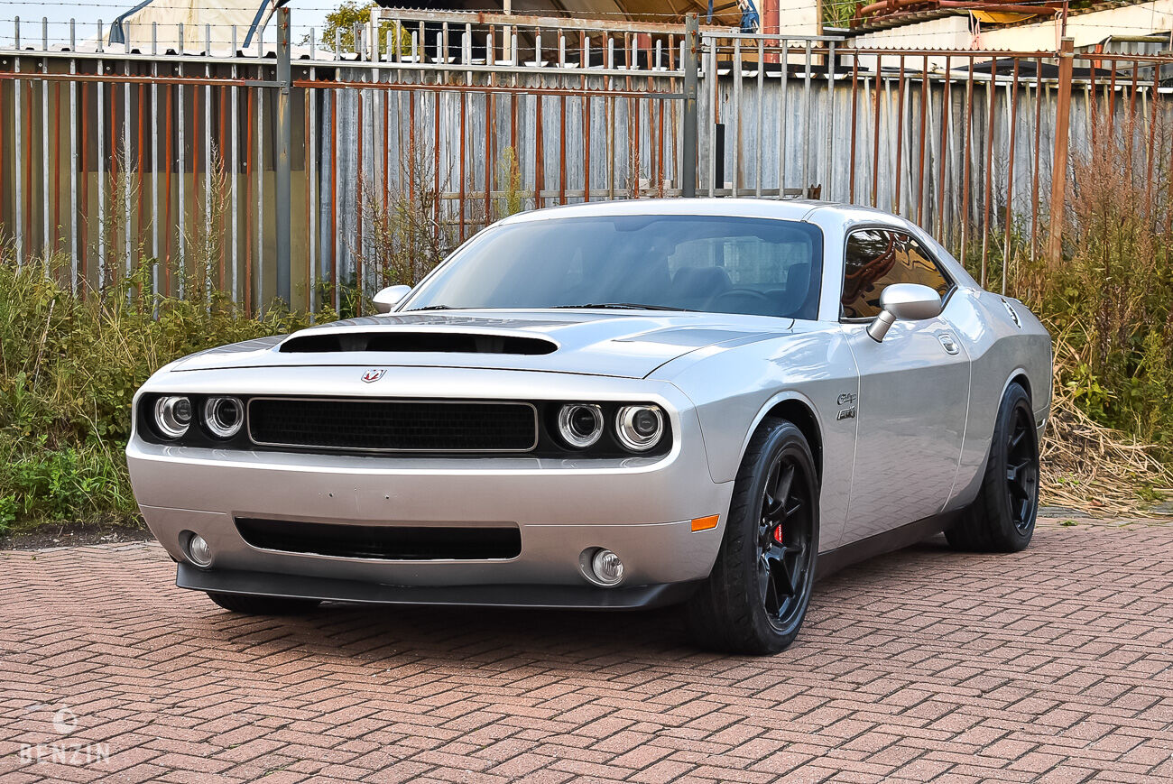 Dodge Challenger SRT - 2010