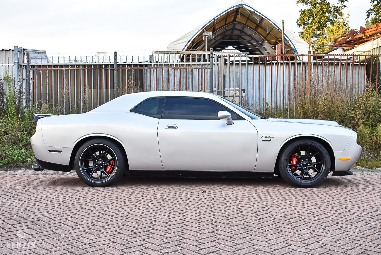 Dodge Challenger SRT - 2010 - Benzin.fr occasion à vendre se vende for sale te koop zu verkaufen Dodge Challenger SRT - 2010 - Benzin.fr occasion à vendre se vende for sale te koop zu verkaufen