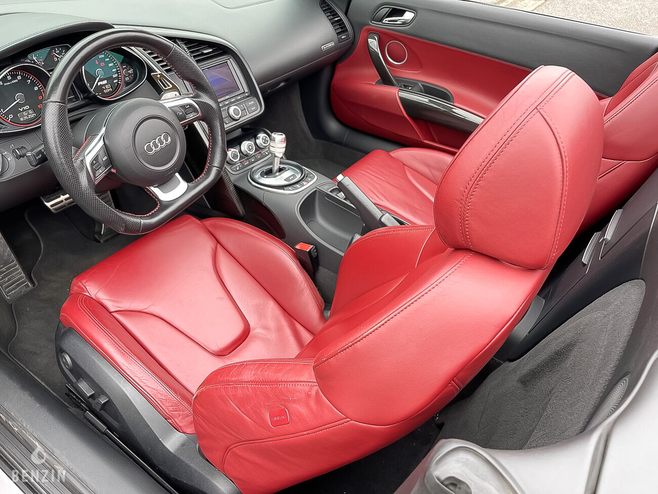 Audi R8 V10 Spyder - 2012 - Benzin.fr occasion à vendre se vende for sale te koop zu verkaufen Audi R8 V10 Spyder - 2012 - Benzin.fr occasion à vendre se vende for sale te koop zu verkaufen