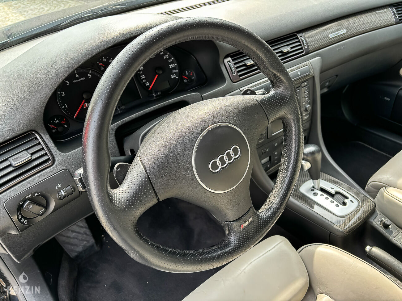 Audi RS6 C5 - 2003 - Benzin.fr occasion à vendre se vende for sale te koop zu verkaufen Audi RS6 C5 - 2003 - Benzin.fr occasion à vendre se vende for sale te koop zu verkaufen