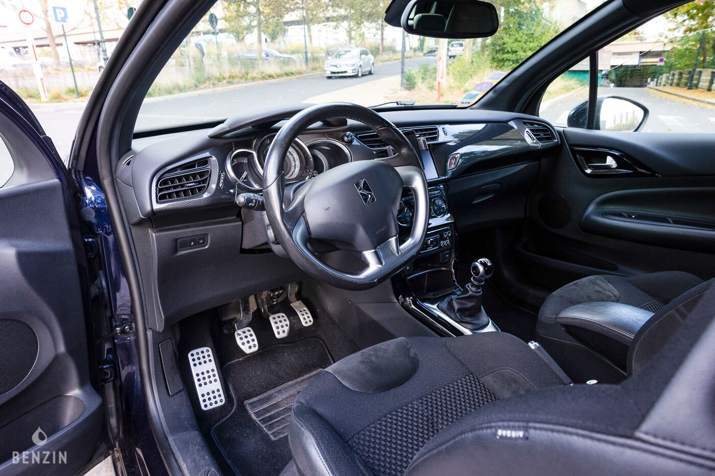 Citroën DS3 Cabrio THP 165 Sport Chic occasion à vendre se vende for sale te koop zu verkaufen Citroën DS3 Cabrio THP 165 Sport Chic occasion à vendre se vende for sale te koop zu verkaufen