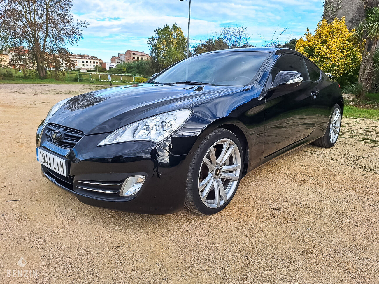 Hyundai Genesis Coupé 3.8 V6 - 2012 - Benzin.fr occasion à vendre se vende for sale te koop zu verkaufen Hyundai Genesis Coupé 3.8 V6 - 2012 - Benzin.fr occasion à vendre se vende for sale te koop zu verkaufen