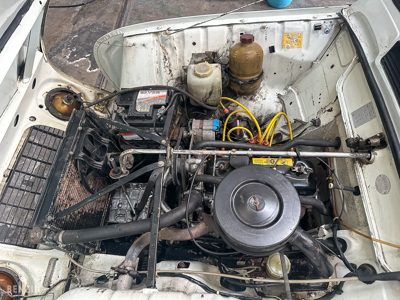 Renault 4 F6 - 1985 - Benzin.fr occasion à vendre se vende for sale te koop zu verkaufen Renault 4 F6 - 1985 - Benzin.fr occasion à vendre se vende for sale te koop zu verkaufen