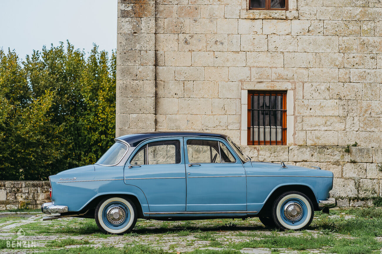 Simca Aronde Montlhéry - 1961 - Benzin.fr occasion à vendre se vende for sale te koop zu verkaufen Simca Aronde Montlhéry - 1961 - Benzin.fr occasion à vendre se vende for sale te koop zu verkaufen