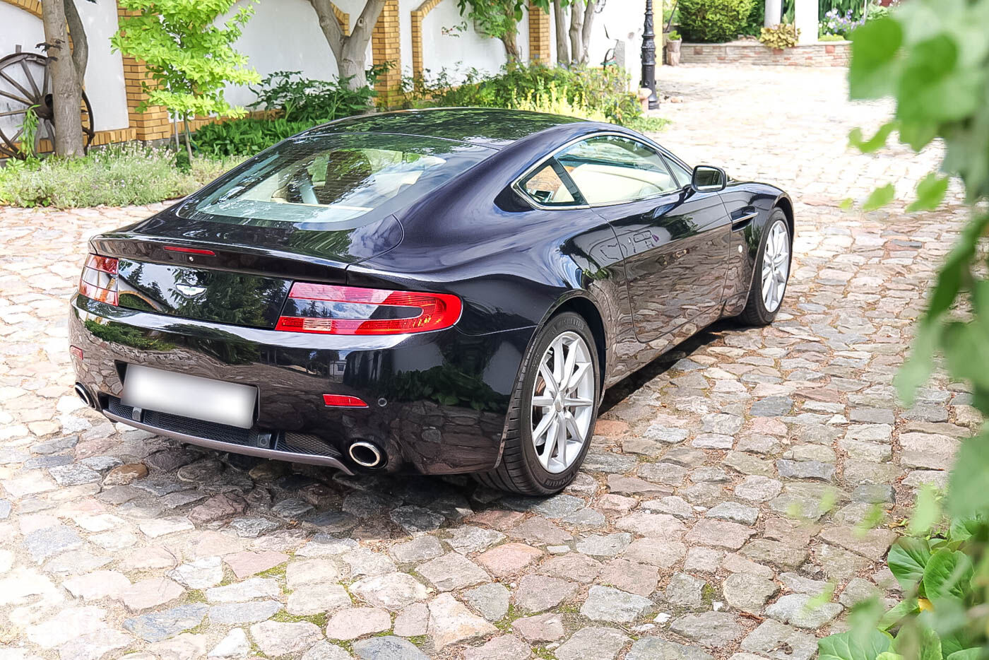 Aston Martin V8 Vantage - 2008 - Benzin.fr occasion à vendre se vende for sale te koop zu verkaufenAston Martin V8 Vantage - 2008 - Aston Martin V8 Vantage - 2008 - Benzin.fr occasion à vendre se vende for sale te koop zu verkaufenAston Martin V8 Vantage - 2008 -