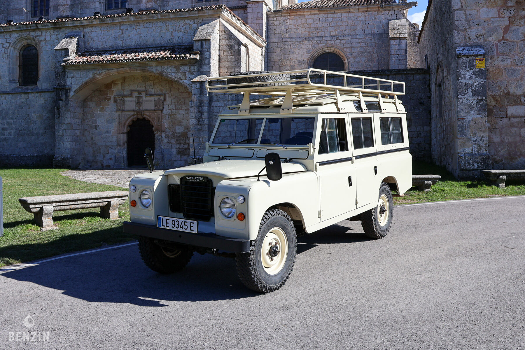 Benzin - Land Rover Santana 109 Especial Series III - 1978
