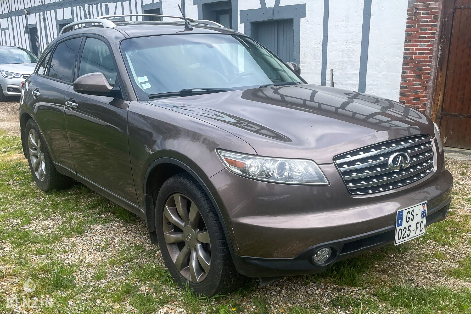 Infiniti FX35 - 2004