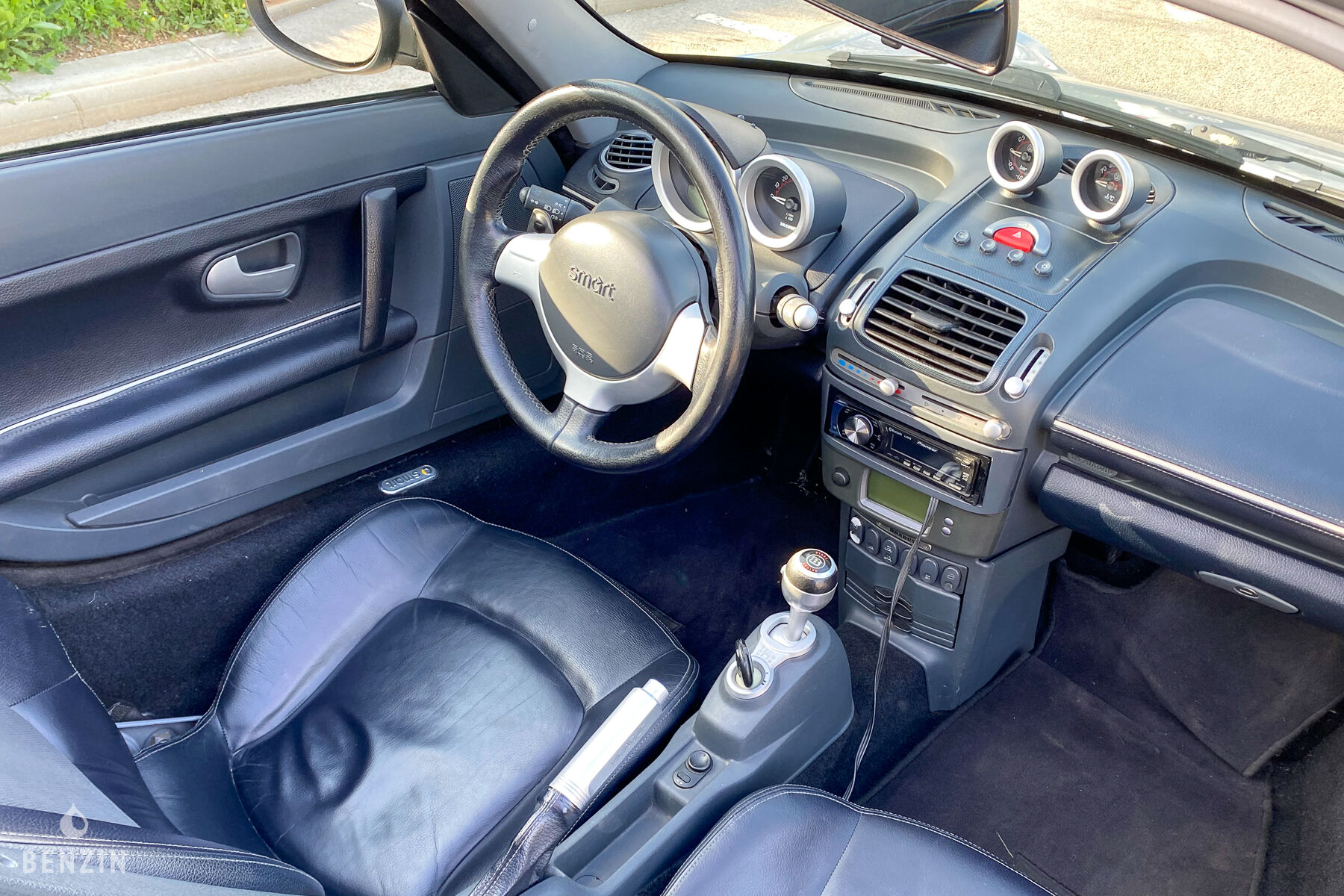 Smart Roadster Coupé Brabus Xclusive occasion à vendre se vende for sale te koop zu verkaufen Smart Roadster Coupé Brabus Xclusive occasion à vendre se vende for sale te koop zu verkaufen