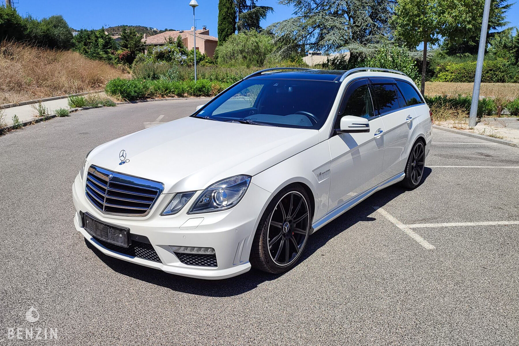 Mercedes-Benz E63 AMG Performance Package - 2012