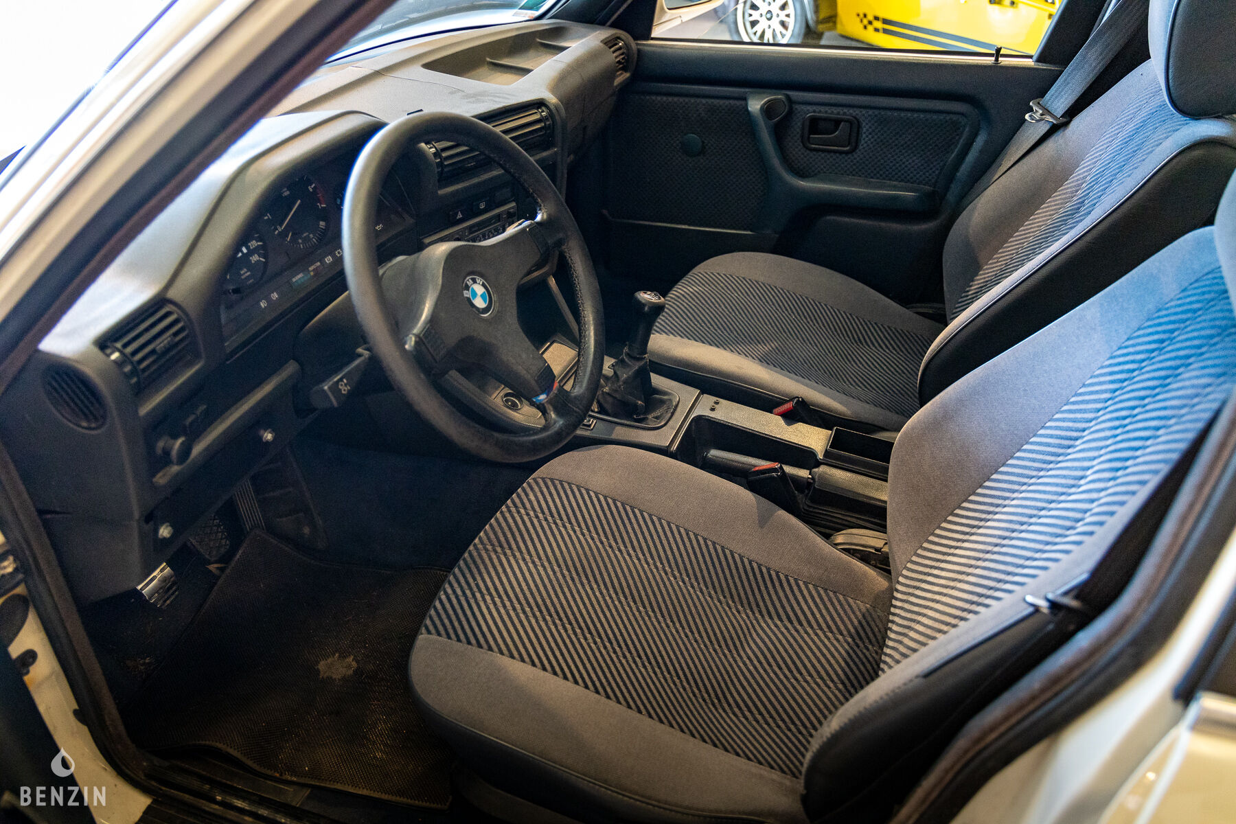 BMW 320i e30 occasion à vendre se vende for sale te koop zu verkaufen BMW 320i e30 occasion à vendre se vende for sale te koop zu verkaufen