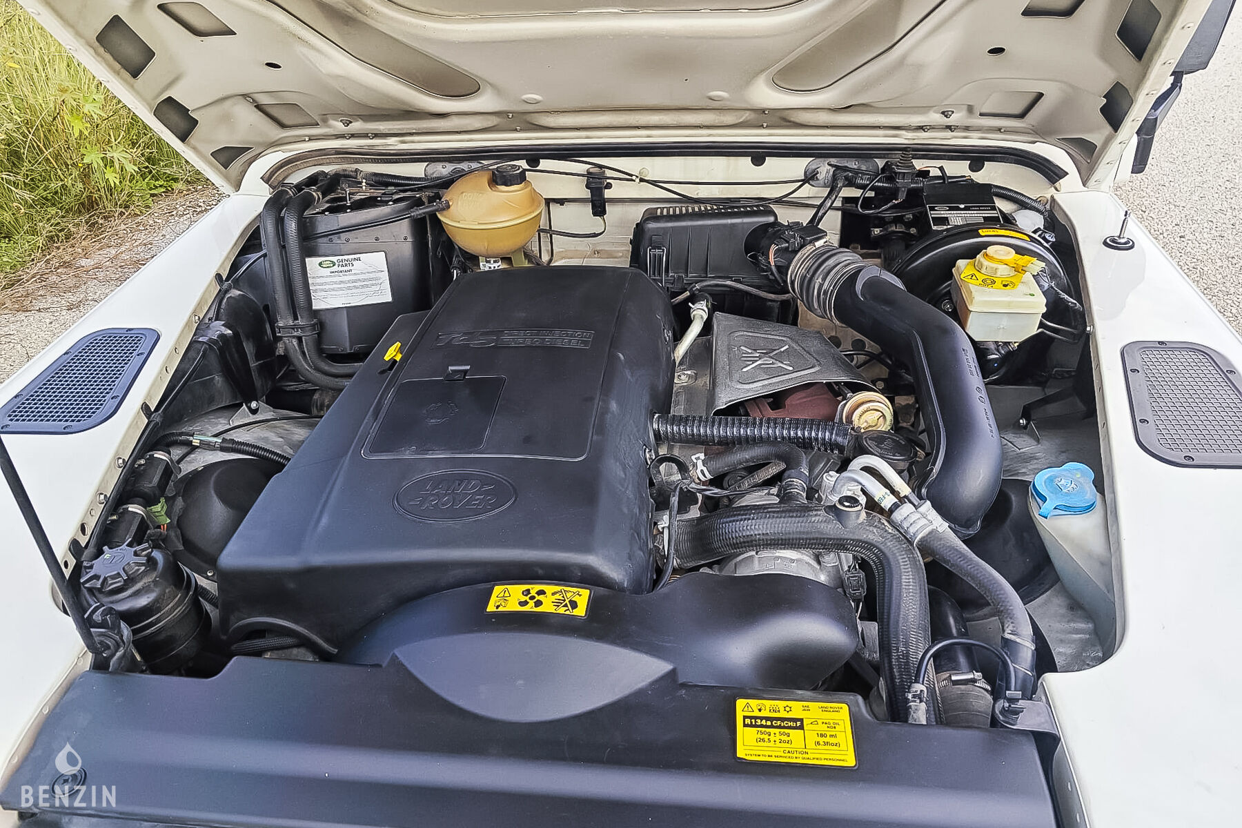 Land Rover Defender 110 TD5 SW occasion à vendre se vende for sale te koop zu verkaufen Land Rover Defender 110 TD5 SW occasion à vendre se vende for sale te koop zu verkaufen