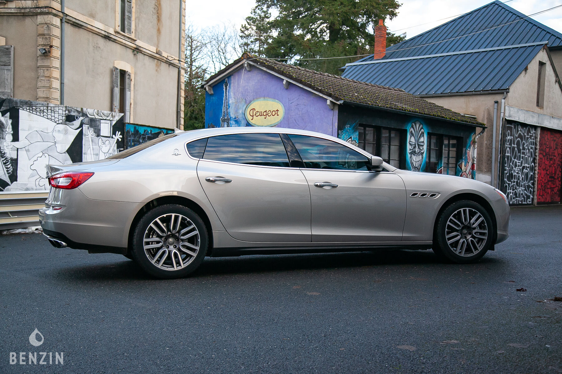 Maserati Quattroporte GTS à vendre te koop to sell zu verkaufen se vende en vendita