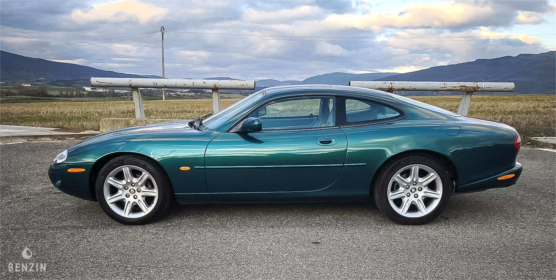 Jaguar XK8 Coupé occasion à vendre se vende for sale te koop zu verkaufen Jaguar XK8 Coupé occasion à vendre se vende for sale te koop zu verkaufen