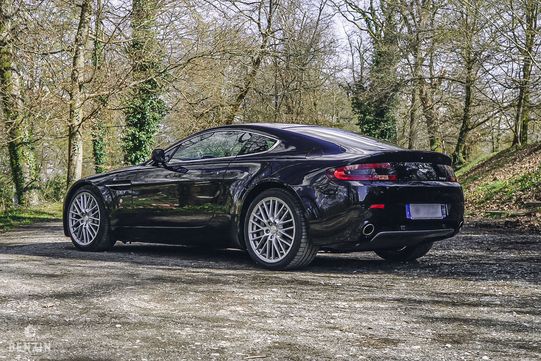 Aston Martin V8 Vantage 4.7 Sportshift Aston Martin V8 Vantage 4.7 Sportshift