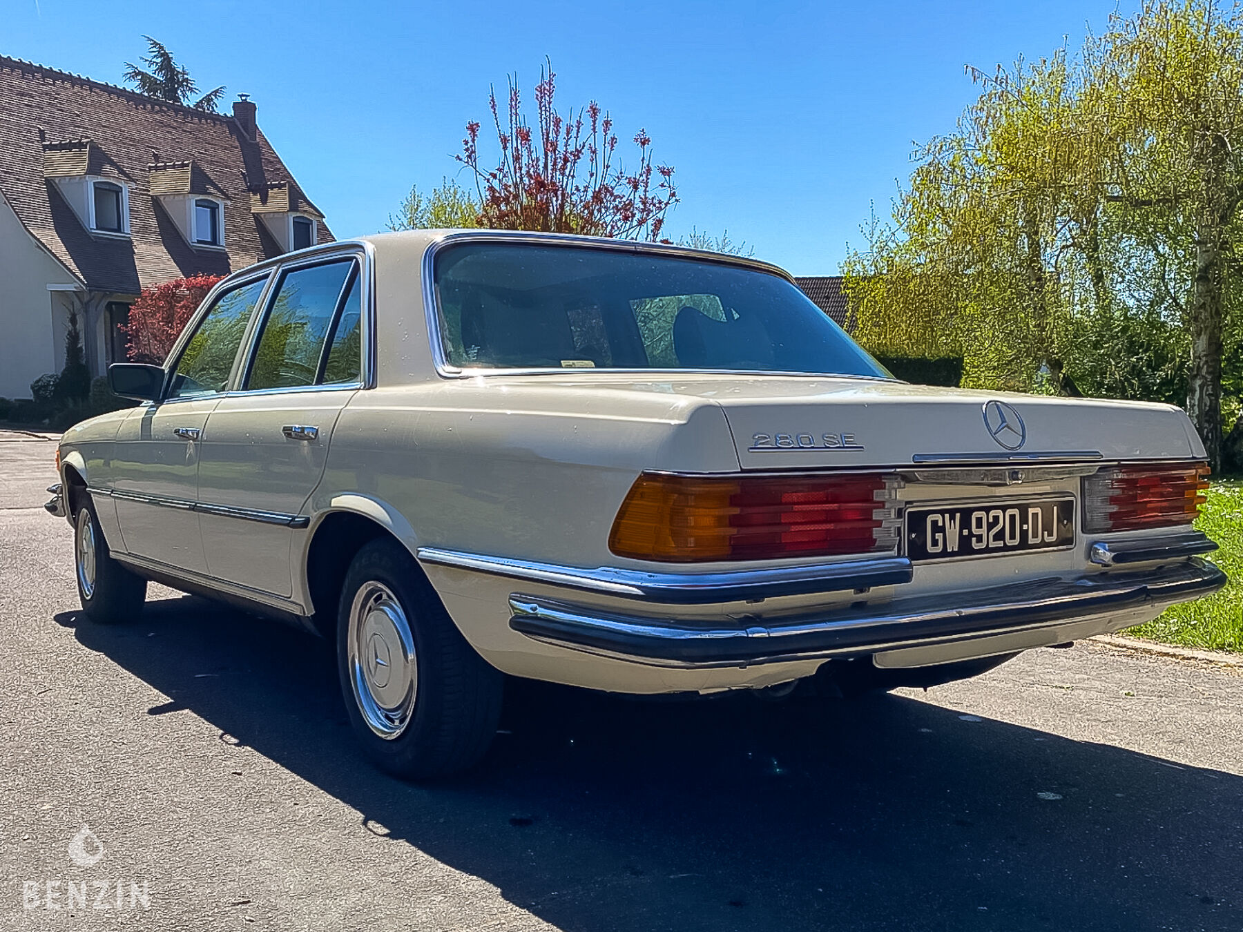 Mercedes-Benz 280 SE W116 - 1977