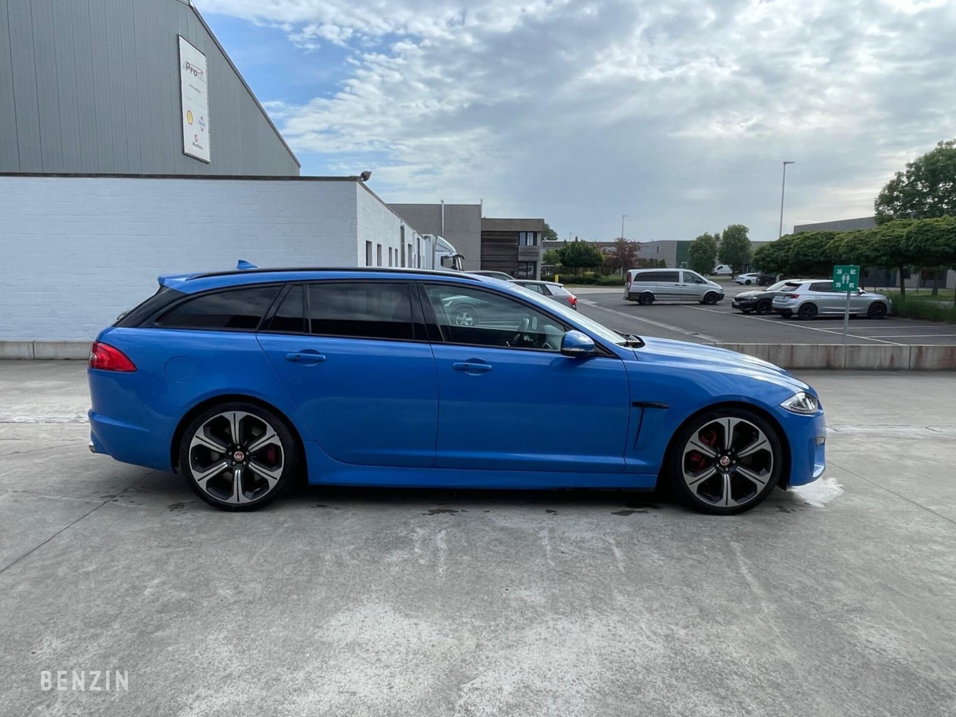 Jaguar XFR-S Sportbrake - 2014