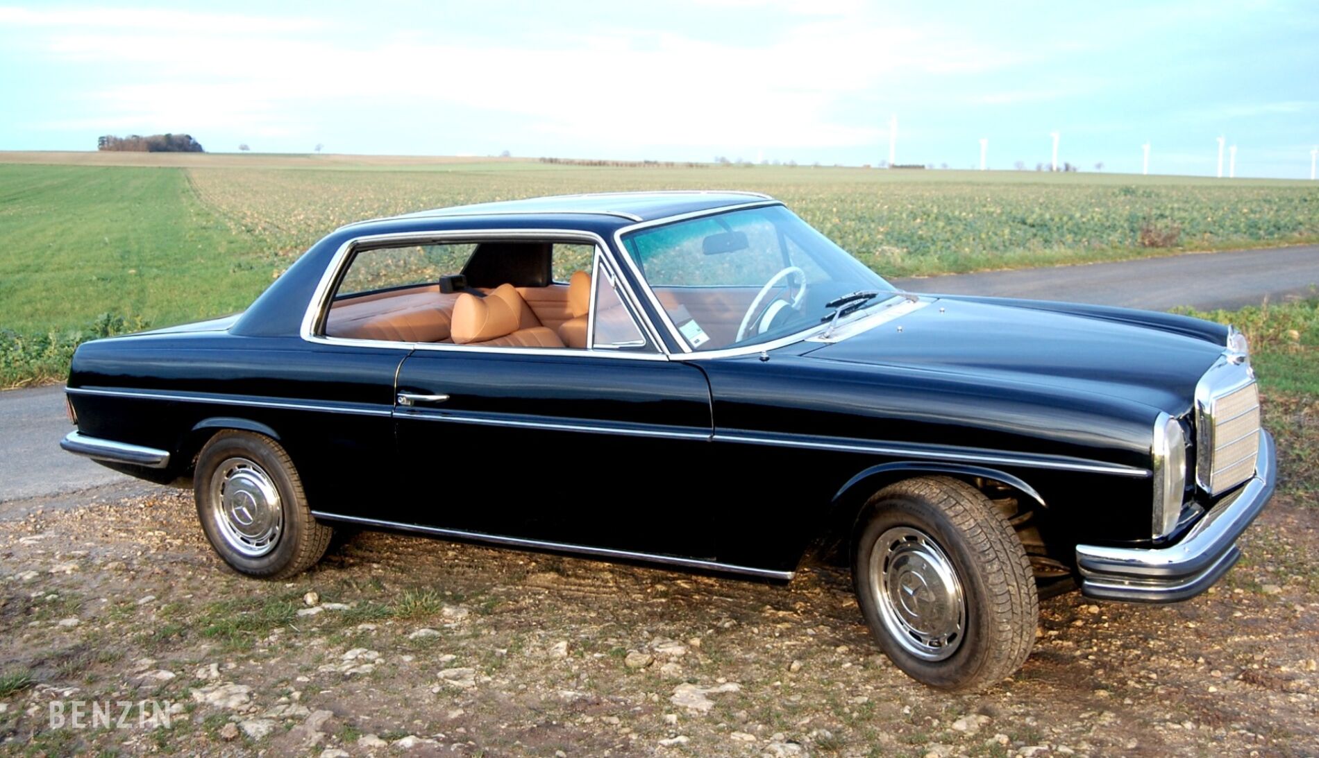 Mercedes-Benz 250 CE W114 - 1971