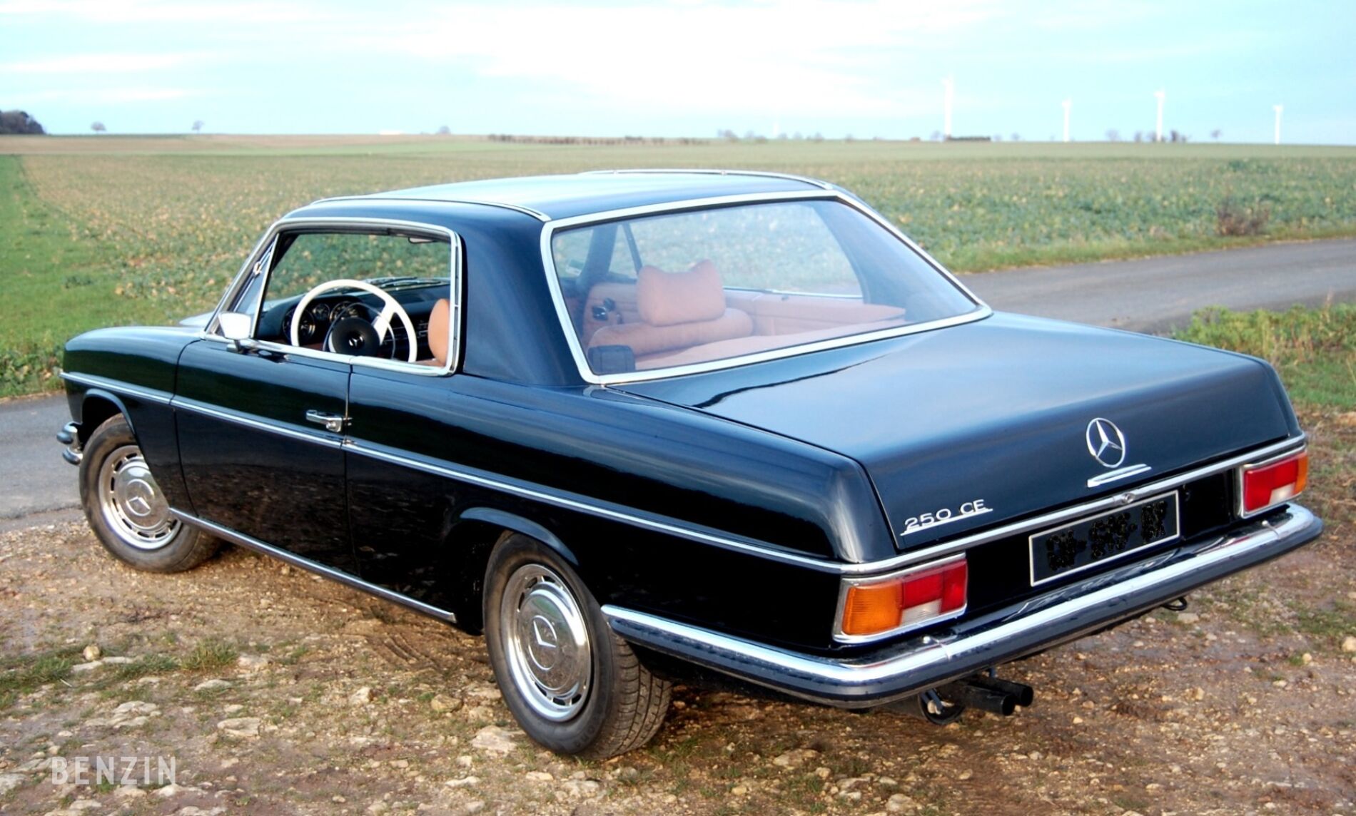 Mercedes-Benz 250 CE W114 - 1971