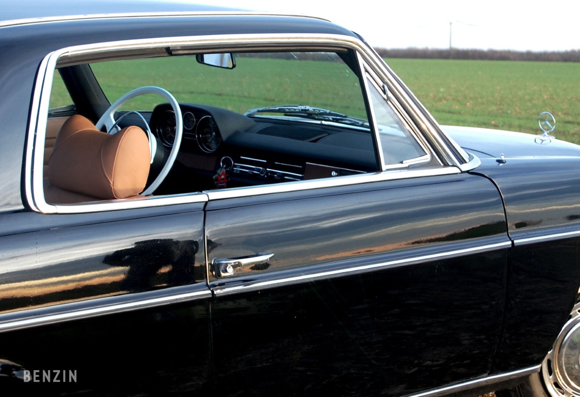 Mercedes-Benz 250 CE W114 - 1971