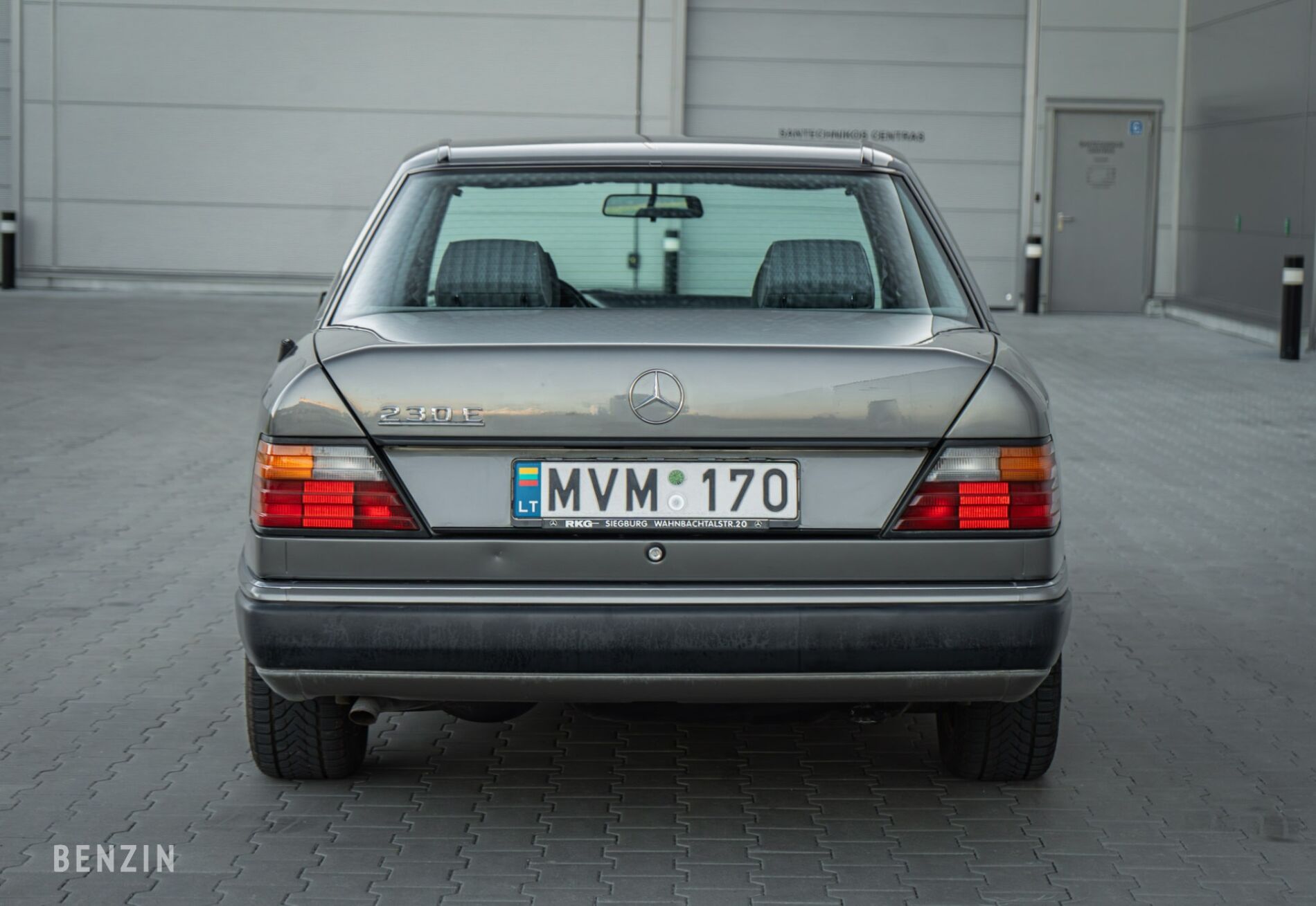 Mercedes-Benz 230E W124 - 1991