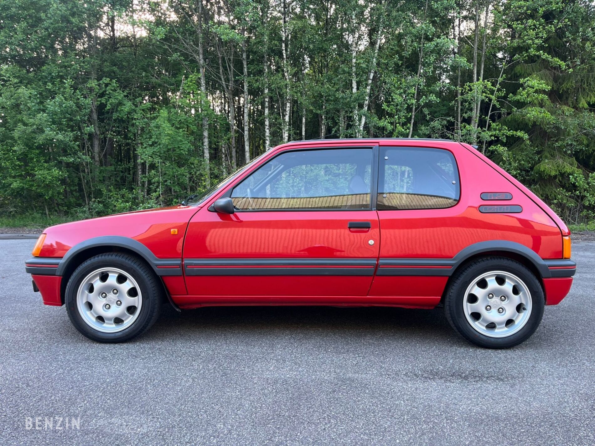 Peugeot 205 GTI 1.9 Peugeot 205 GTI 1.9