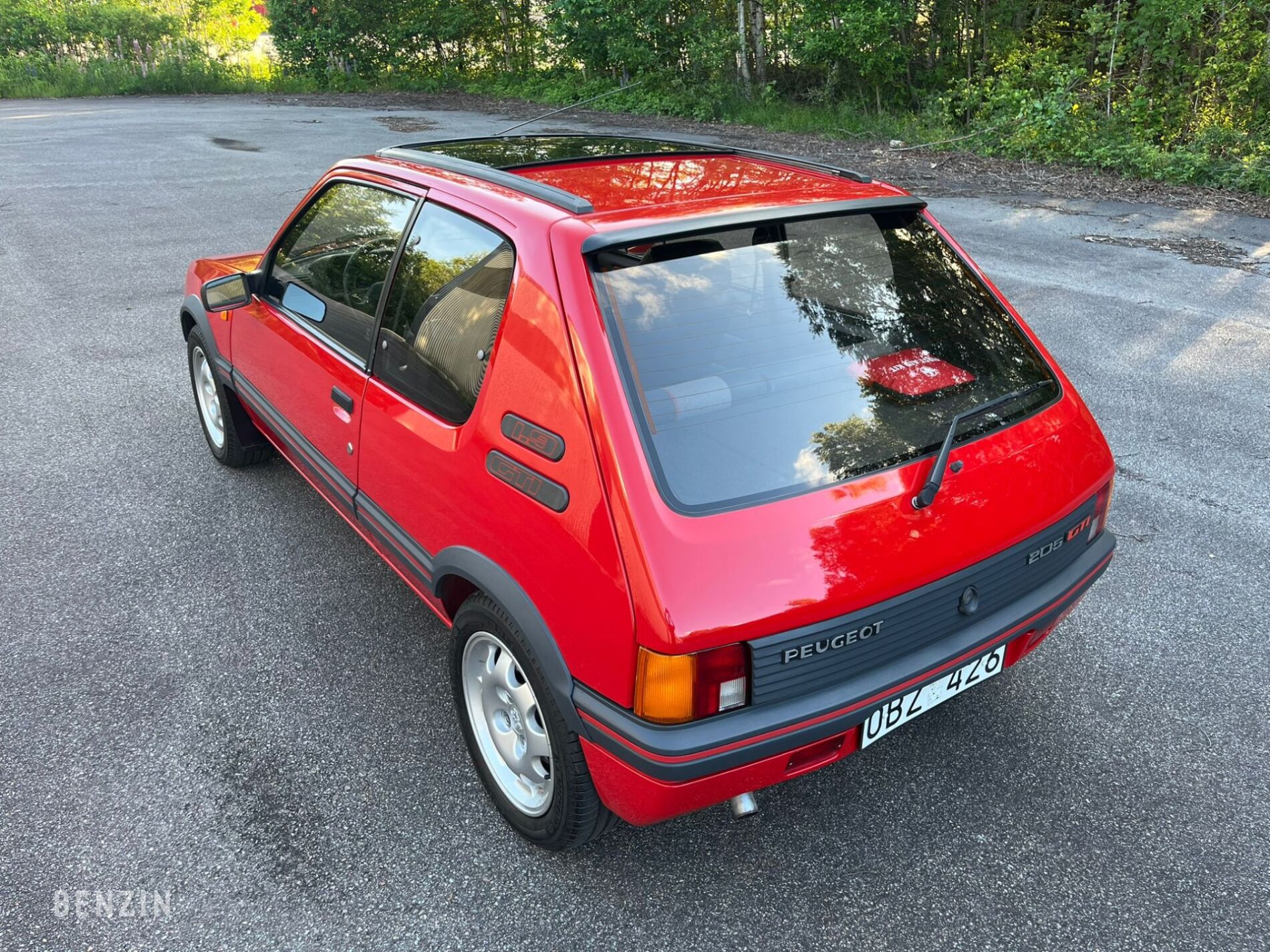 Peugeot 205 GTI 1.9 Peugeot 205 GTI 1.9
