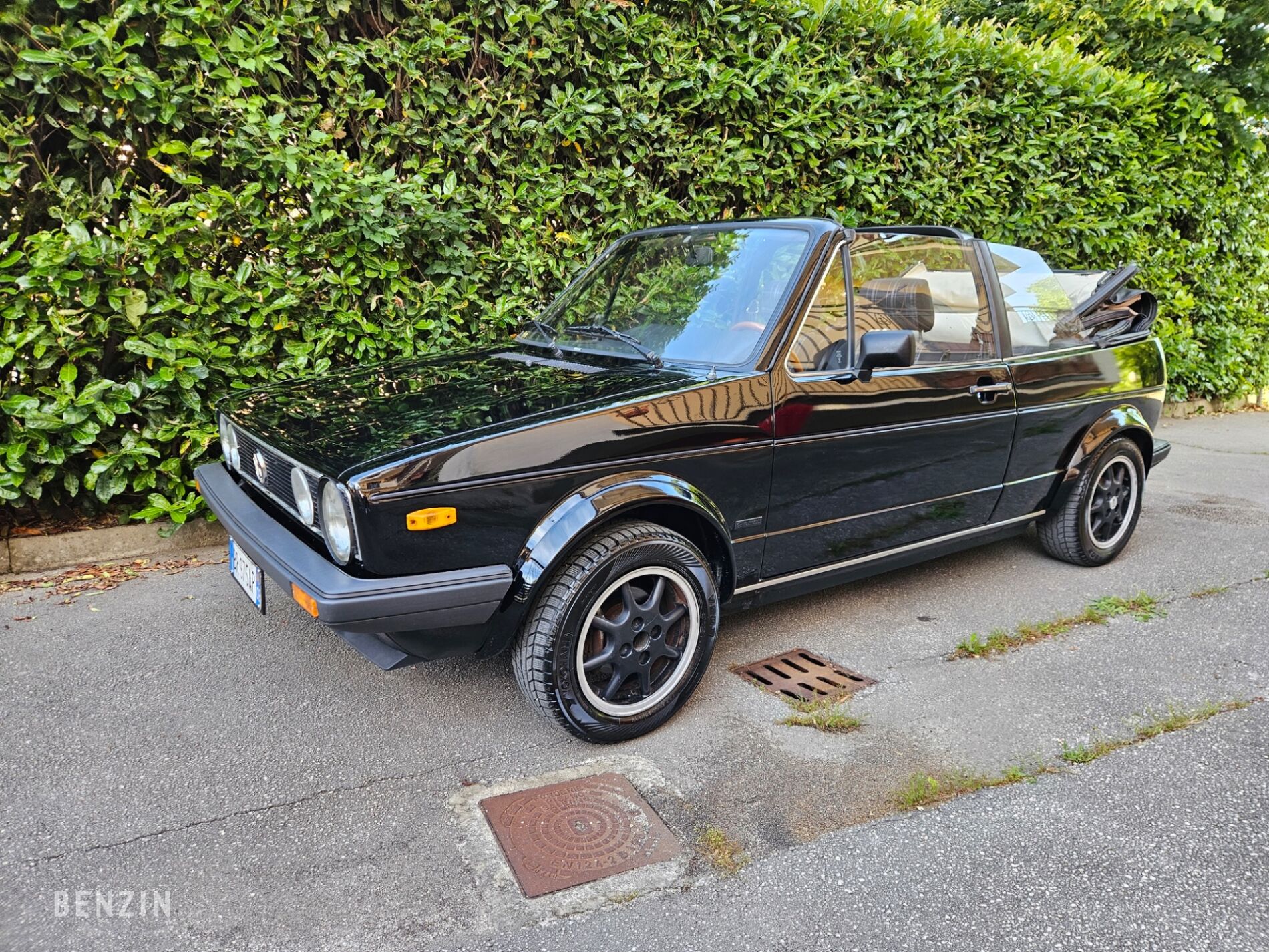  Volkswagen Golf 1 Cabriolet 