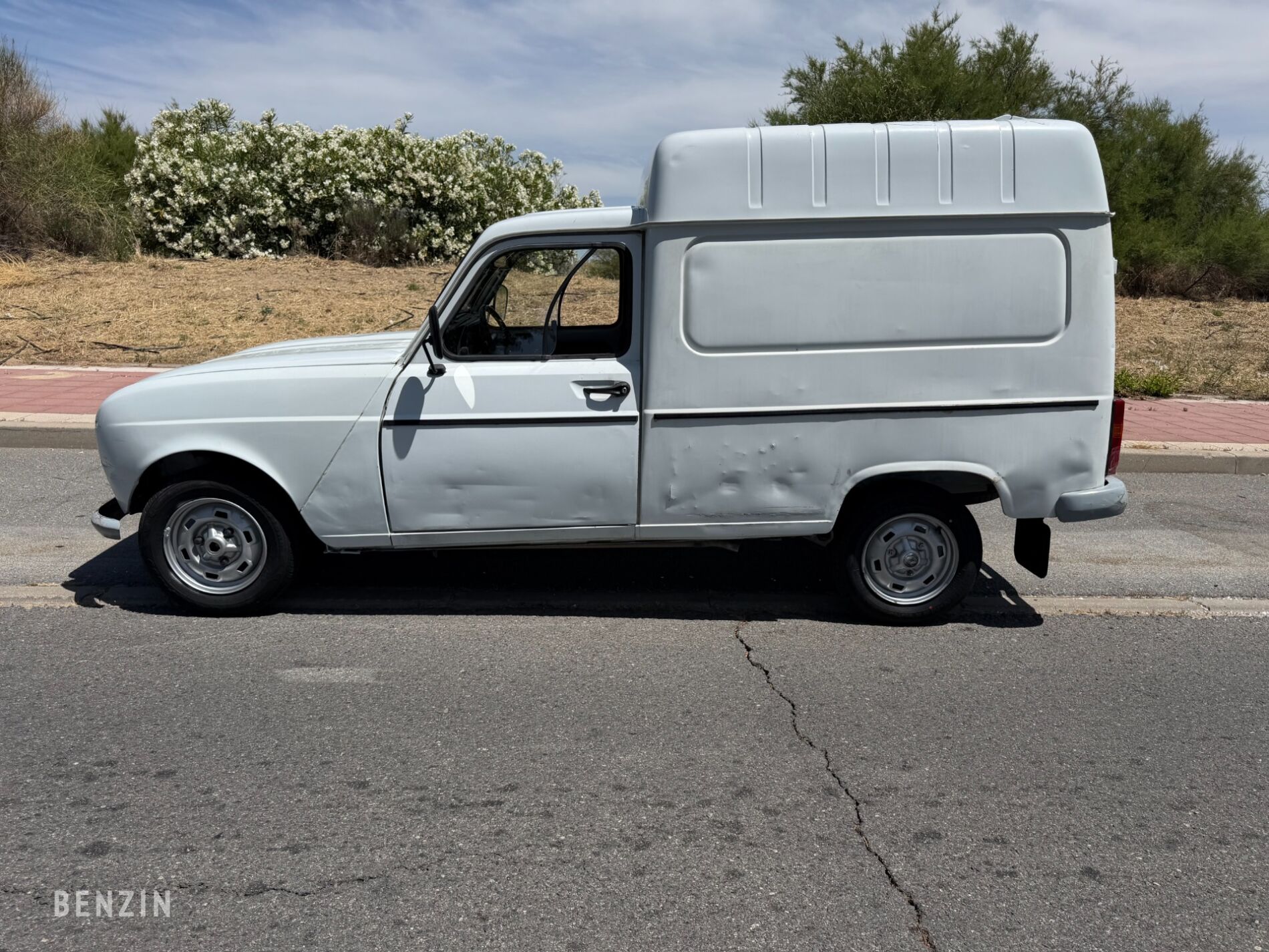 Renault 4 F6 - 1990