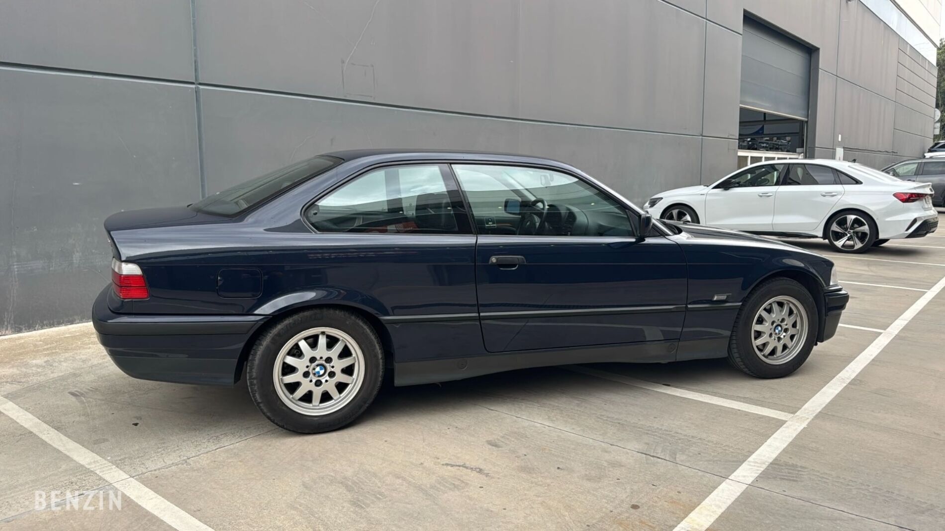 BMW 320i e36
