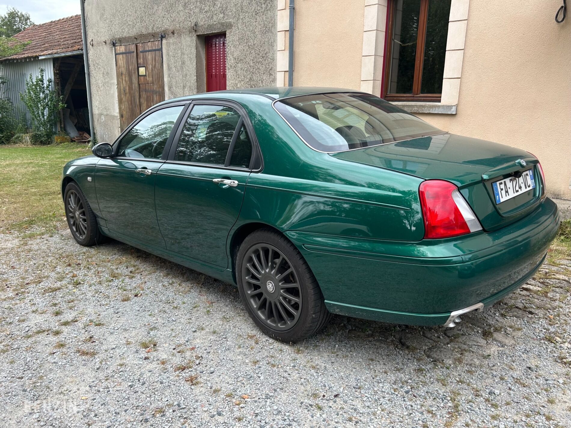 MG ZT V6
