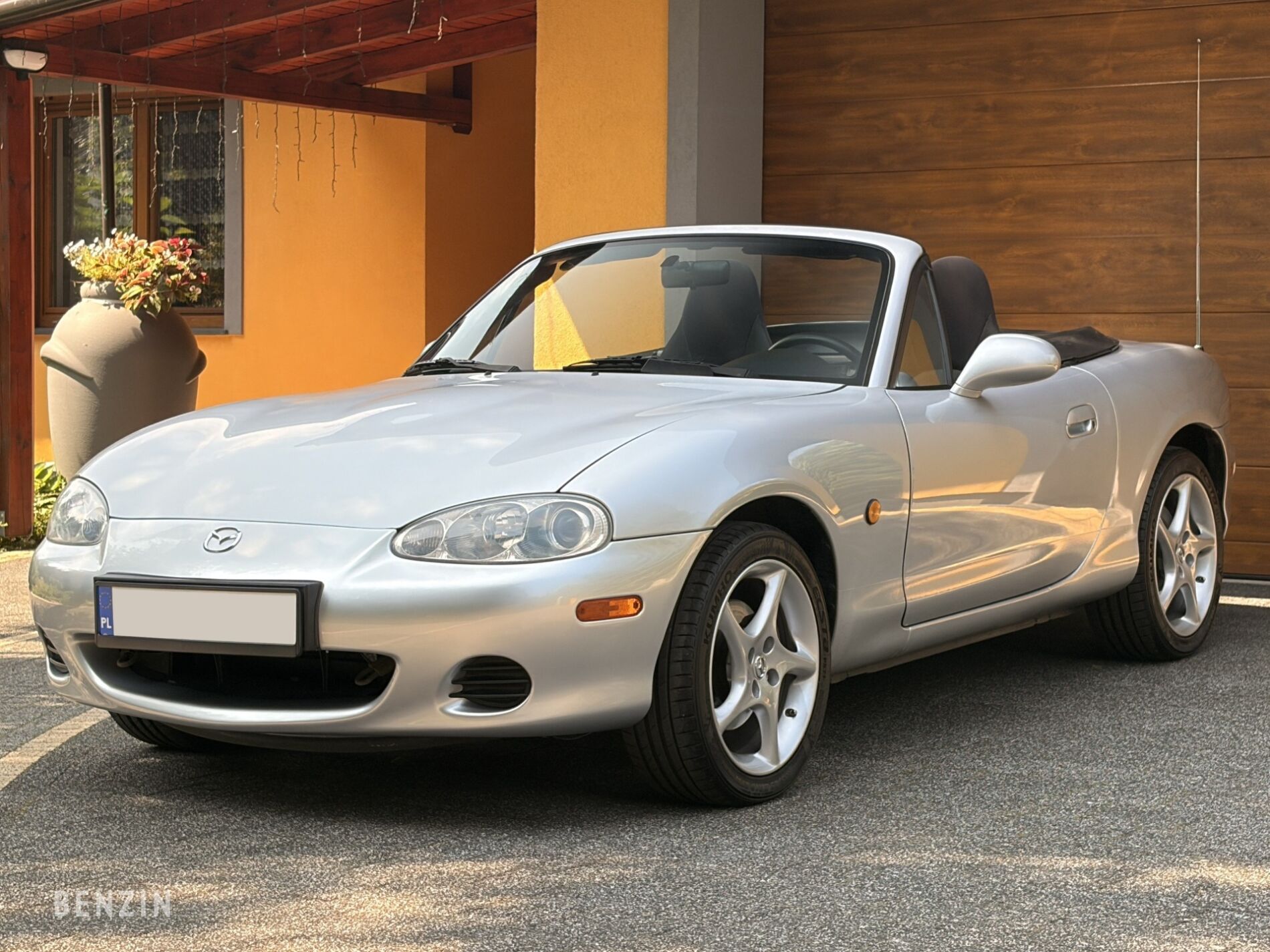 Mazda MX5 NBFL - 2004