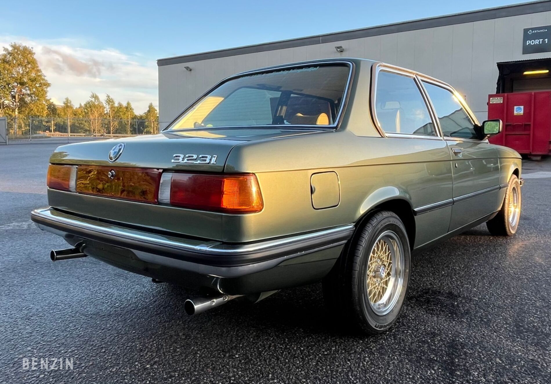 BMW 323i e21 