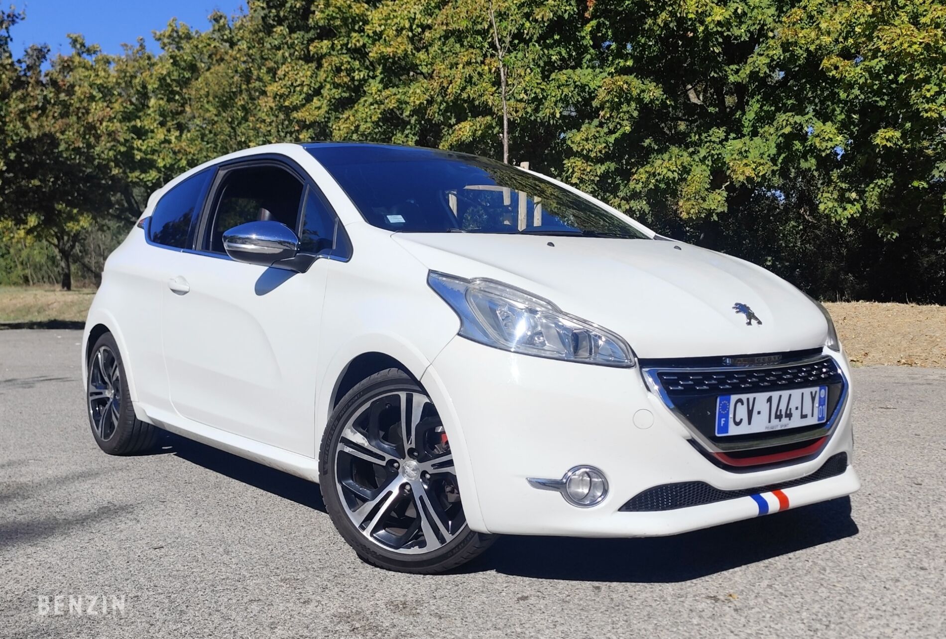Peugeot 208 GTI - 2013