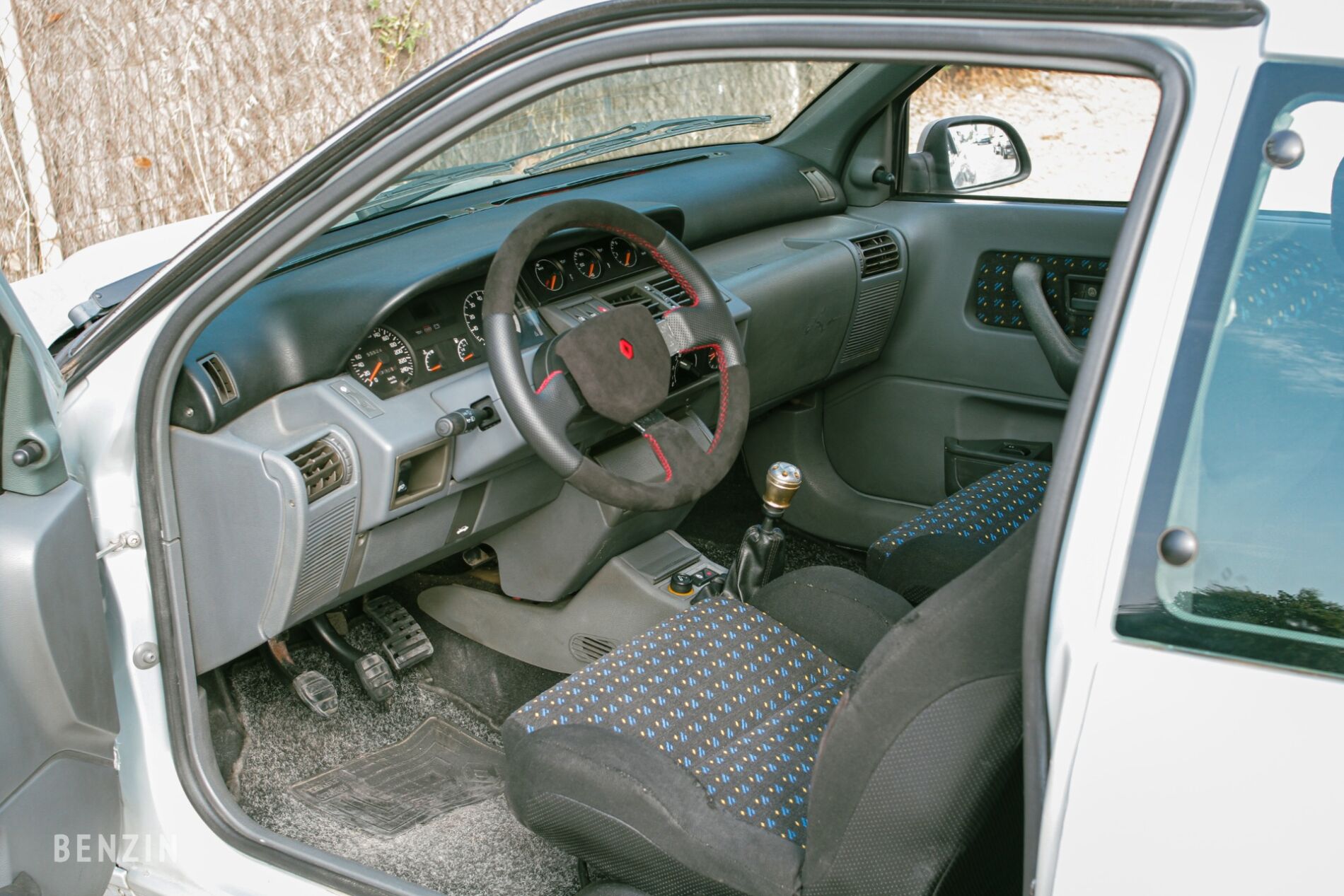 Renault Clio 16V
