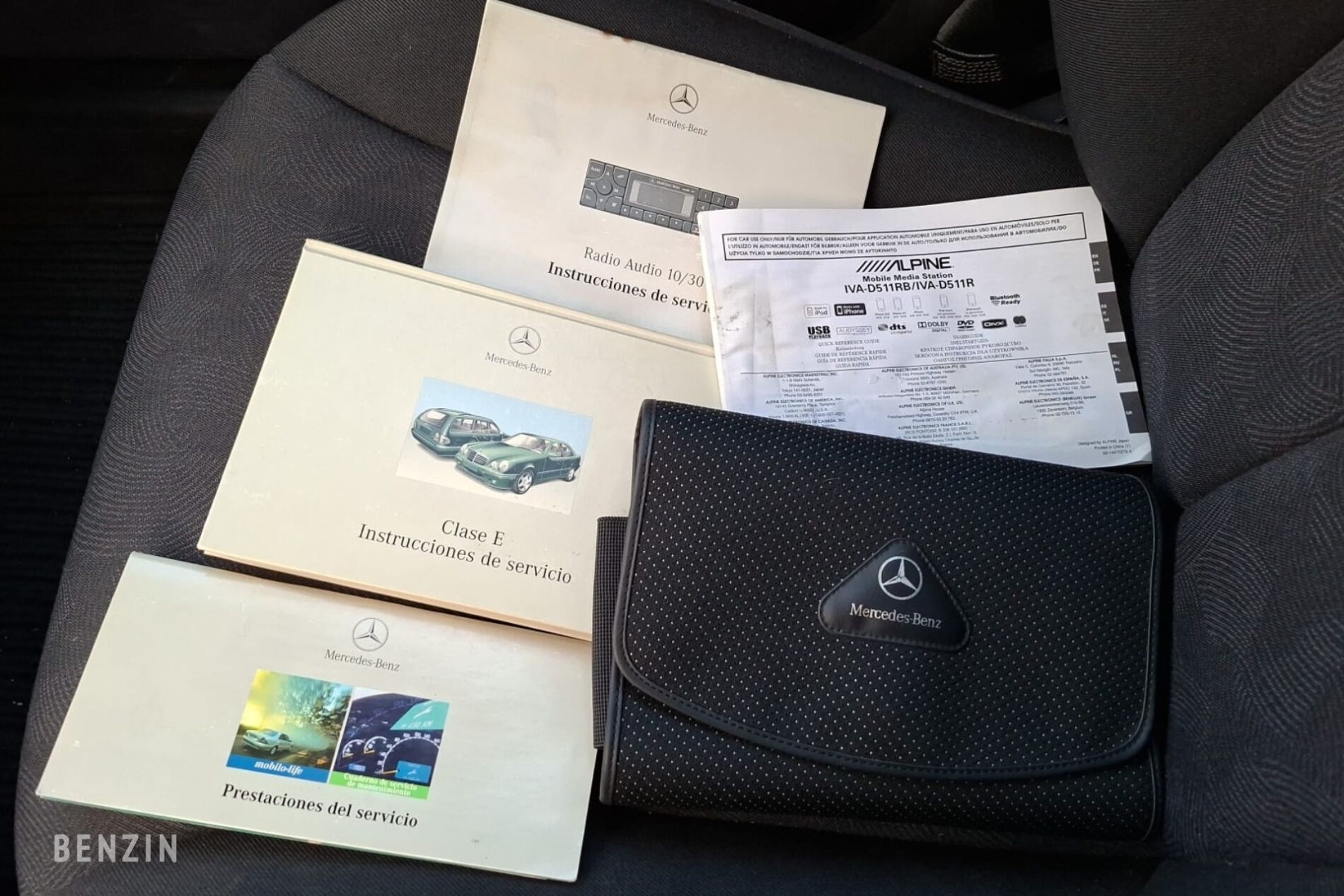  Mercedes-Benz E240 type W210 
