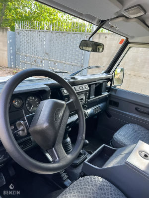 Land Rover Defender 110 TD5 - 2002