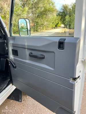 Land Rover Defender 110 TD5 - 2002