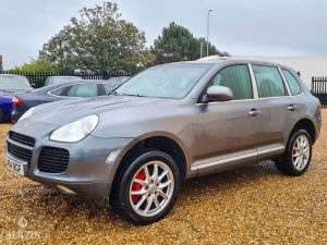 Porsche Cayenne Turbo - 2003