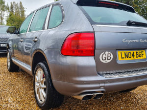 Porsche Cayenne Turbo - 2003