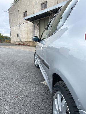 Peugeot 206 S16 - 2002 *Flash