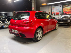 Alfa Romeo 147 GTA - 2004
