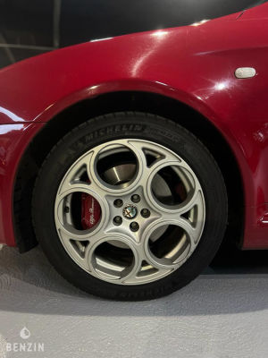 Alfa Romeo 147 GTA - 2004