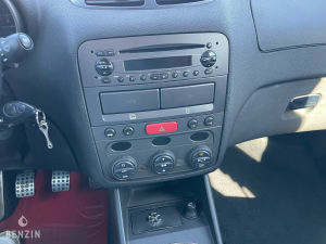 Alfa Romeo 147 GTA - 2004