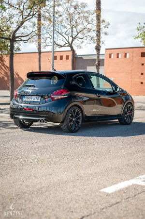 Peugeot 208 GTI BPS - 2016
