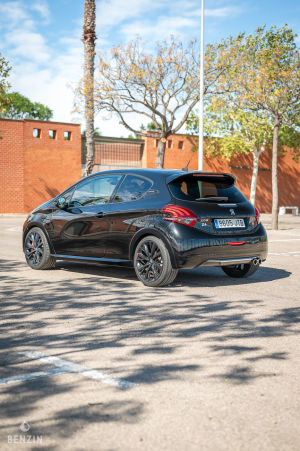 Peugeot 208 GTI BPS - 2016