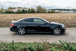 Mercedes-Benz C63 AMG Coupé - 2012