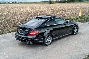 Mercedes-Benz C63 AMG Coupé - 2012