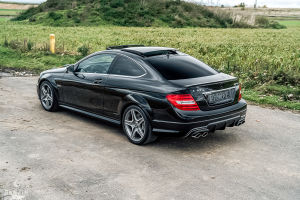 Mercedes-Benz C63 AMG Coupé - 2012